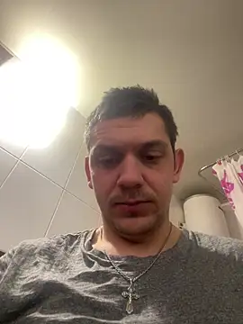 Snapshot of BogdanNegoda chatting on March 25, 2:12 pm BogdanNegoda online show from March 25, 2:12 pm