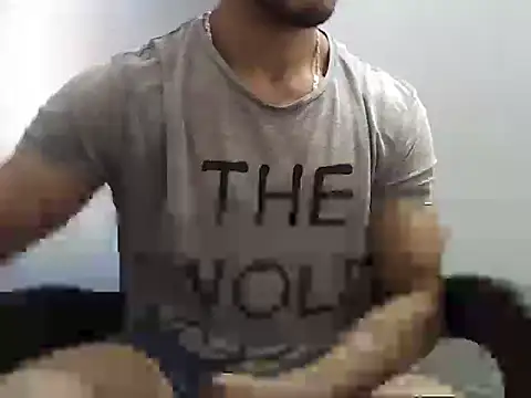 Snapshot of ahmedluxor1 chatting on October 15, 6:46 am ahmedluxor1 online show from October 15, 6:46 am