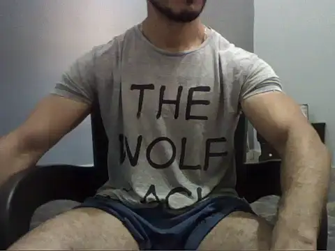 Snapshot of ahmedluxor1 chatting on October 18, 9:32 am ahmedluxor1 online show from October 18, 9:32 am