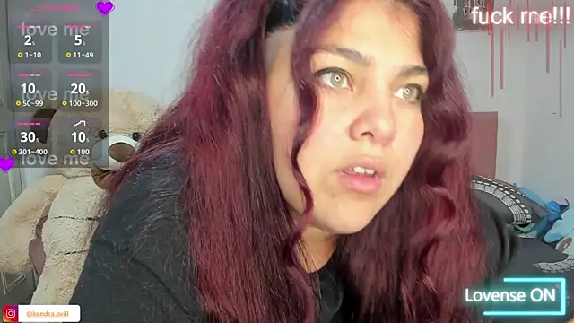 Snapshot of kendra_lil_evill chatting on September 27, 10:04 pm kendra lil evill online show from September 27, 10:04 pm