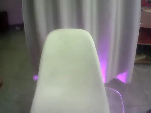 Snapshot of Linngao chatting on October 15, 4:45 am Linngao online show from October 15, 4:45 am