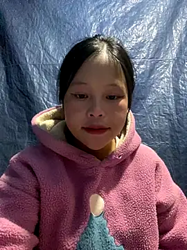 Snapshot of O_o_UwU_o_O chatting on November 13, 1:48 am O o UwU o O online show from November 13, 1:48 am