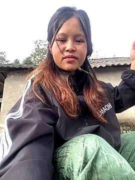 Snapshot of O_o_UwU_o_O chatting on November 20, 1:39 am O o UwU o O online show from November 20, 1:39 am