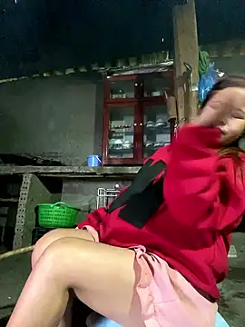 Snapshot of O_o_UwU_o_O chatting on January 8, 3:20 am O o UwU o O online show from January 8, 3:20 am