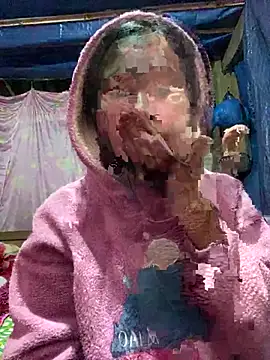 Snapshot of O_o_UwU_o_O chatting on February 13, 2:51 am O o UwU o O online show from February 13, 2:51 am