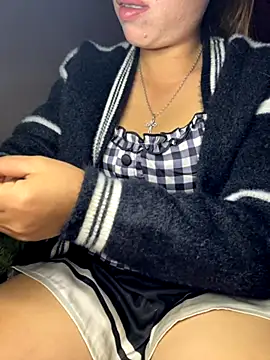 Snapshot of Nabi_sexy chatting on December 1, 6:07 am Nabi sexy online show from December 1, 6:07 am