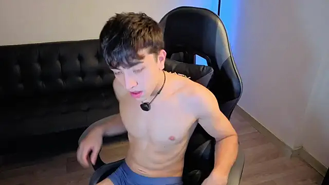 onlinenico online show from March 4, 12:27 am