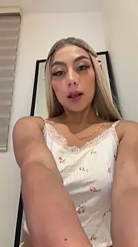 Tessa  Winslow online show from March 26, 5:24 am