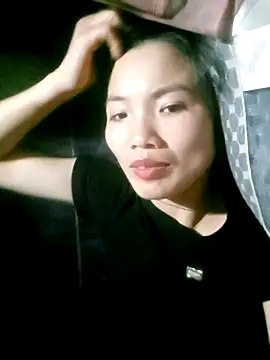 ngan-cute online show from October 17, 1:25 pm