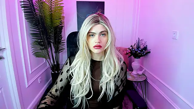 LeslieMineg online show from October 8, 11:19 am