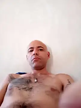 Snapshot of alex87daco chatting on October 30, 9:04 pm alex87daco online show from October 30, 9:04 pm