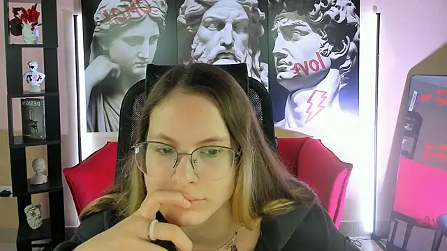 Carrie Rose online show from September 17, 4:14 am