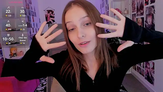 Snapshot of JenniferKiim chatting on September 30, 9:47 am JenniferKiim online show from September 30, 9:47 am