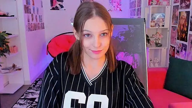 Snapshot of JenniferKiim chatting on October 4, 11:19 am JenniferKiim online show from October 4, 11:19 am