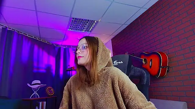 JenniferKiim online show from December 3, 12:03 pm