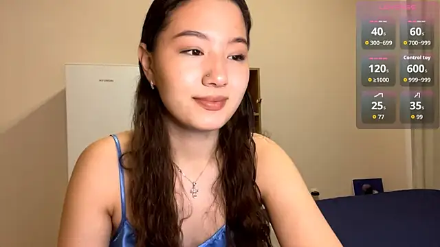 Snapshot of Sakuravice chatting on October 9, 2:04 pm Sakuravice online show from October 9, 2:04 pm