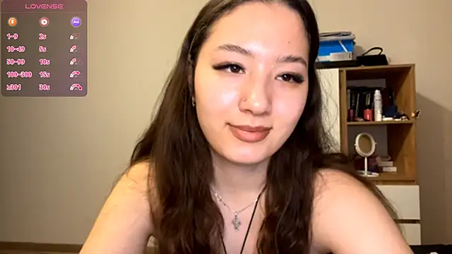 Snapshot of Sakuravice chatting on October 19, 12:17 pm Sakuravice online show from October 19, 12:17 pm