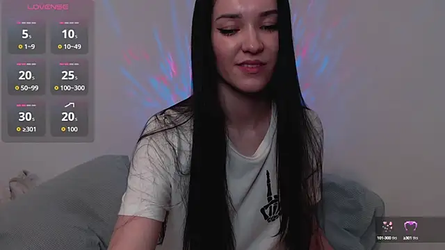 Veliora online show from October 8, 2:58 pm