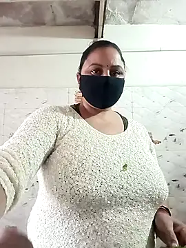 Snapshot of Rakhi_sawant143 chatting on December 3, 2:08 am Rakhi sawant143 online show from December 3, 2:08 am