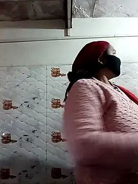 Snapshot of Rakhi_sawant143 chatting on January 11, 2:49 am Rakhi sawant143 online show from January 11, 2:49 am