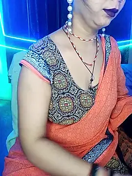 Snapshot of Oh_011 chatting on June 7, 11:52 pm Oh 011 online show from June 7, 11:52 pm