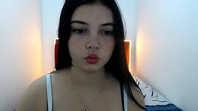 Snapshot of celeste_veryhot chatting on October 21, 11:44 am celeste veryhot online show from October 21, 11:44 am