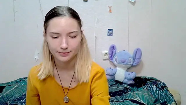  kikiclark   online show from September 23, 3:15 pm