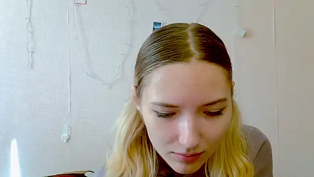  kikiclark   online show from September 27, 8:41 am