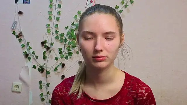  kikiclark   online show from February 28, 8:54 pm