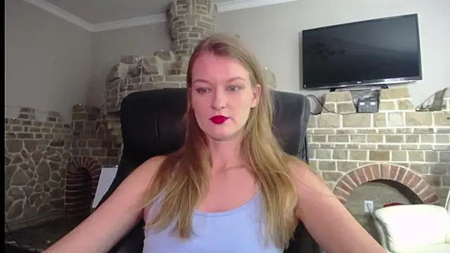 Snapshot of MysticVenus_ chatting on September 8, 3:55 pm MysticVenus online show from September 8, 3:55 pm
