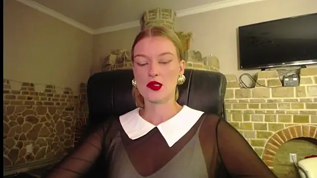 Snapshot of MysticVenus_ chatting on September 11, 7:30 am MysticVenus online show from September 11, 7:30 am