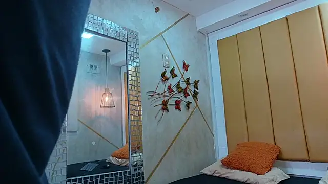 alphakongX online show from October 11, 12:10 am