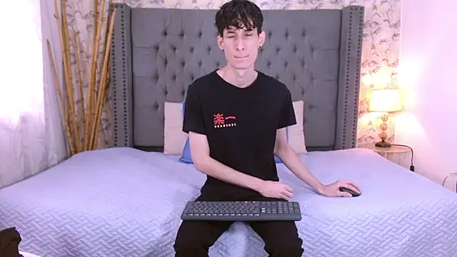 Luke Carter online show from October 2, 12:56 pm