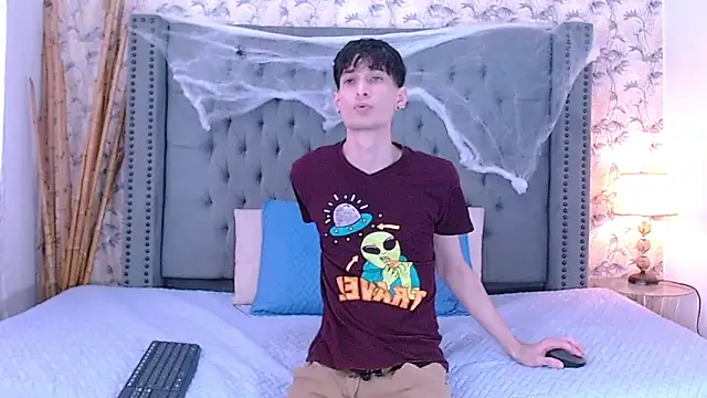 Luke Carter online show from October 13, 1:11 pm