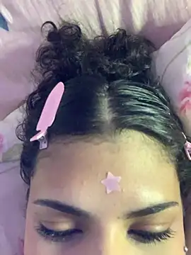 luluzinhax online show from February 16, 2:29 am