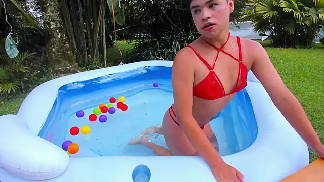 Snapshot of Matt_Swett chatting on September 12, 2:28 pm Matt Swett online show from September 12, 2:28 pm