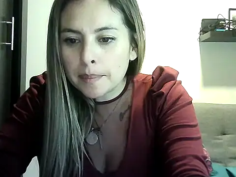Snapshot of Valery__Rouse_ chatting on April 28, 2:38 am Valery Rouse online show from April 28, 2:38 am