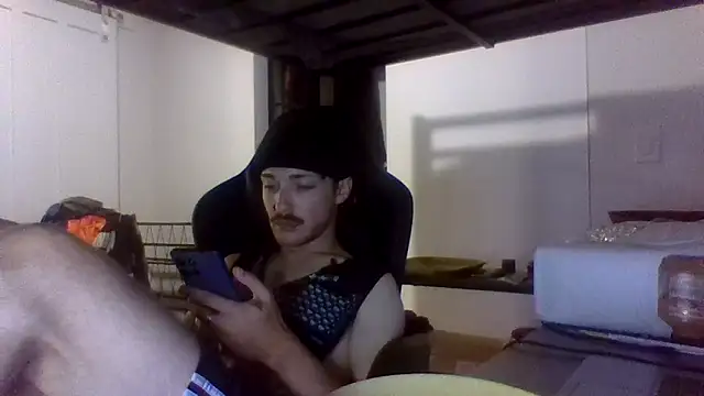 Snapshot of Jbenz420 chatting on July 1, 2:13 am Jbenz420 online show from July 1, 2:13 am