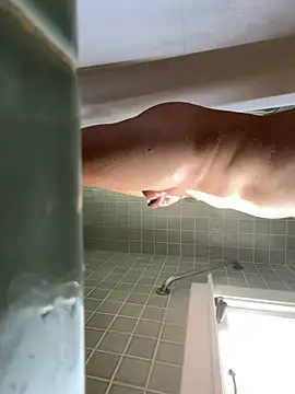 drc0000 online show from April 19, 11:07 pm