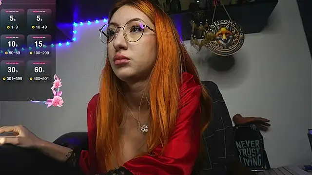 DaddysLittleSlutfox online show from November 5, 4:07 pm