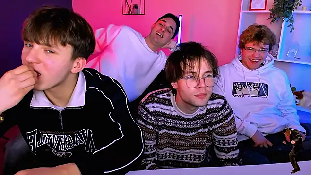 travis wolf  online show from February 3, 10:09 am