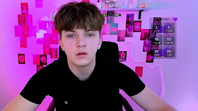 travis wolf  online show from March 30, 8:37 am