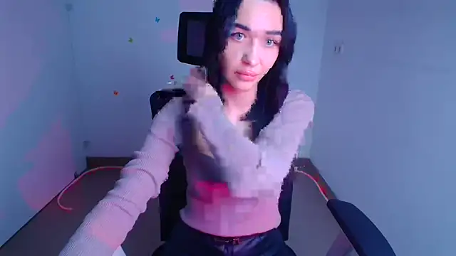 Snapshot of Bella_Night4 chatting on October 9, 12:03 pm Bella Night4 online show from October 9, 12:03 pm