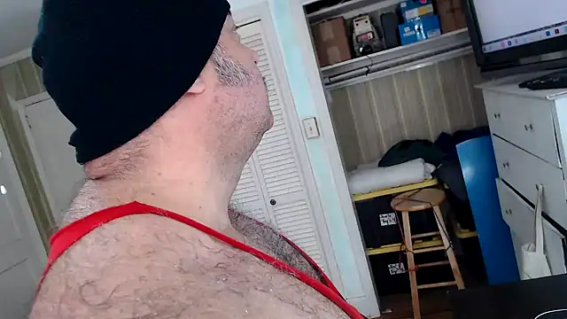 Snapshot of bullmusclejoe chatting on January 16, 8:35 pm bullmusclejoe online show from January 16, 8:35 pm