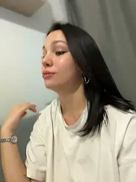 Snapshot of VendiMur chatting on January 12, 2:17 am VendiMur online show from January 12, 2:17 am