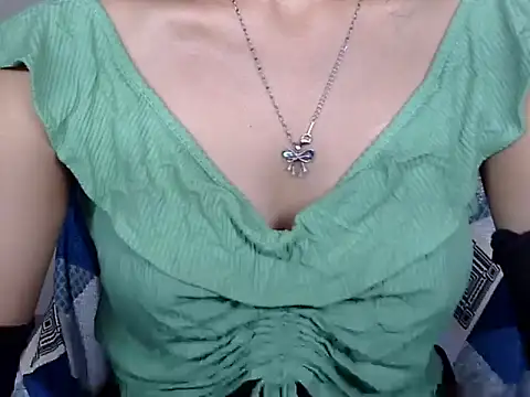 Snapshot of Riva_arora01 chatting on October 25, 11:40 am Riva arora01 online show from October 25, 11:40 am