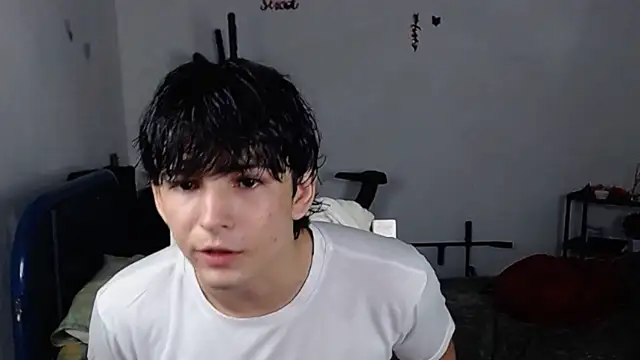 Snapshot of big_lunatic chatting on October 2, 4:30 am big lunatic online show from October 2, 4:30 am