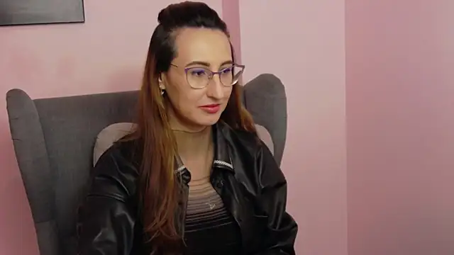 Snapshot of LysAd chatting on November 24, 4:40 pm LysAd online show from November 24, 4:40 pm