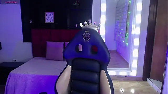  Charlotte Collins  online show from September 18, 3:25 pm