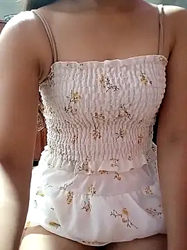 Snapshot of mymy06 chatting on October 7, 5:26 am mymy06 online show from October 7, 5:26 am